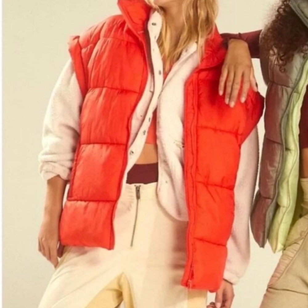 FP Movement by Free People Red Bubble Puffer Vest - Picture 10 of 12